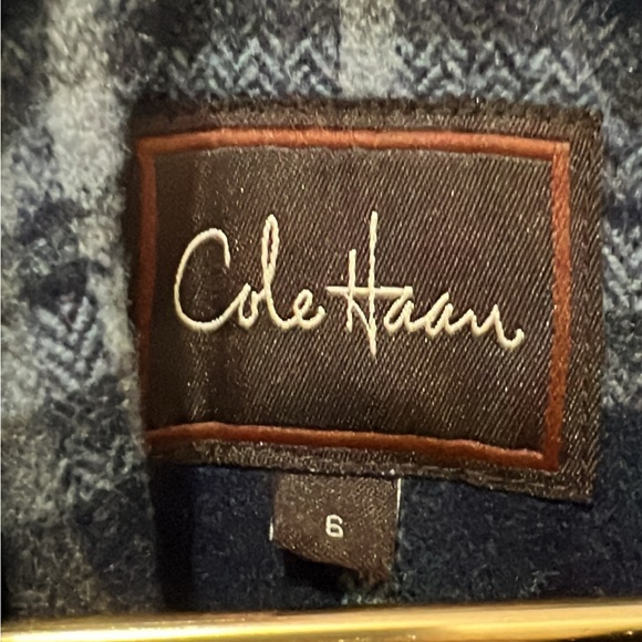 Cole Haan trench coat size 6 - Picture 6 of 7